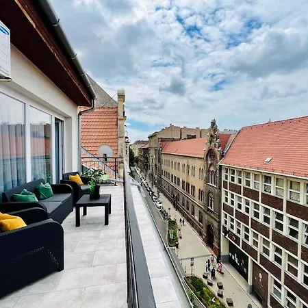 Newly Citycenter Cozy Apartman Apartament *